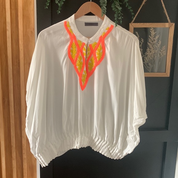 Wyatt Pullover Beaded Dolman Sleeve Blouse. Size M‎ - Picture 3 of 10